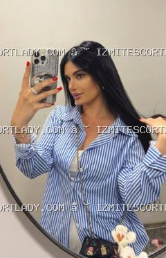 Çayırova Escort Şık Bayan Ayla
